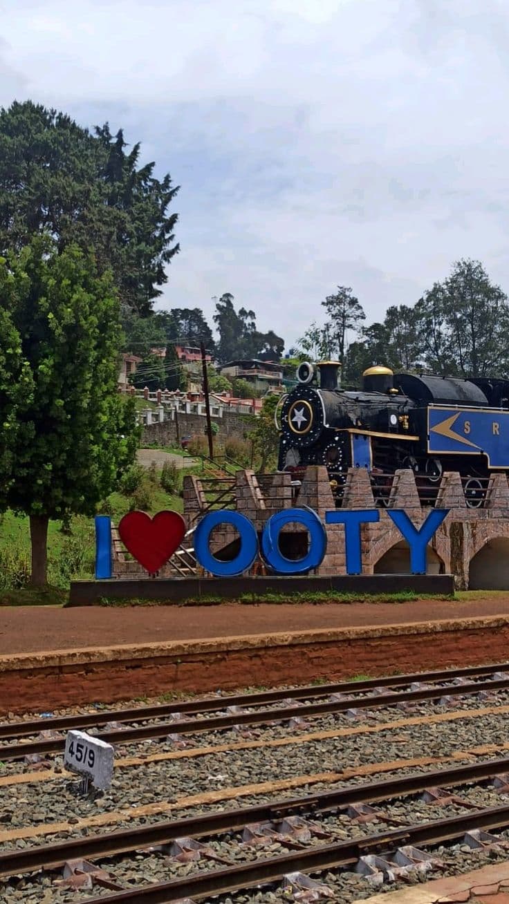 02 Nights & 03 Days Ooty Trip